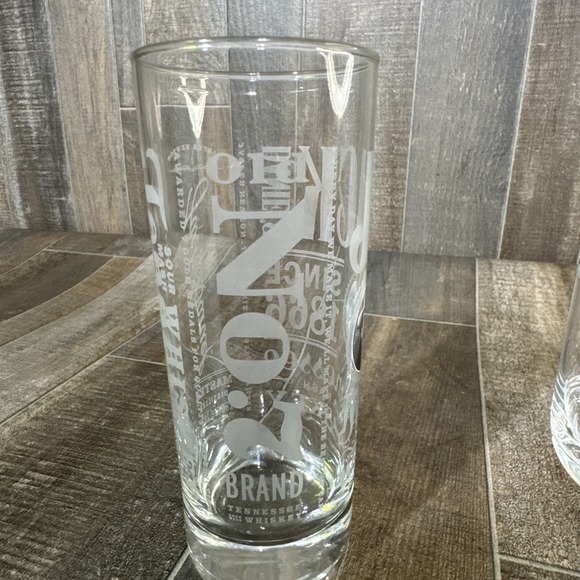 2 Jack Daniel's Glasses One Highball Glass‎ And One Rock's Glass - Picture 5 of 8